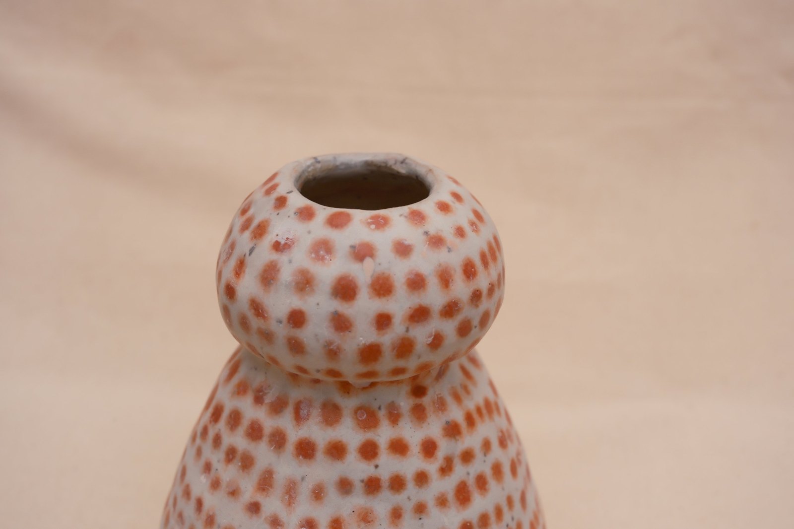 The dotted top from a slightly different angle
